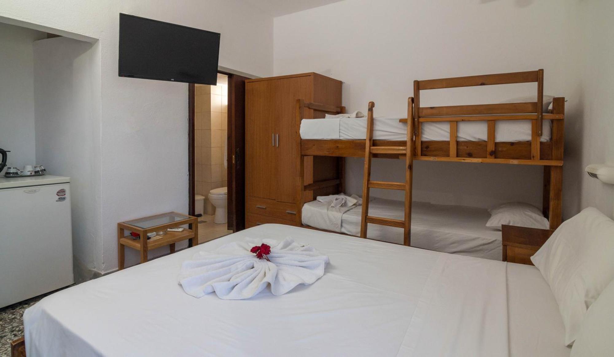 Minoa Sea Rooms Cúcurosz Kültér fotó