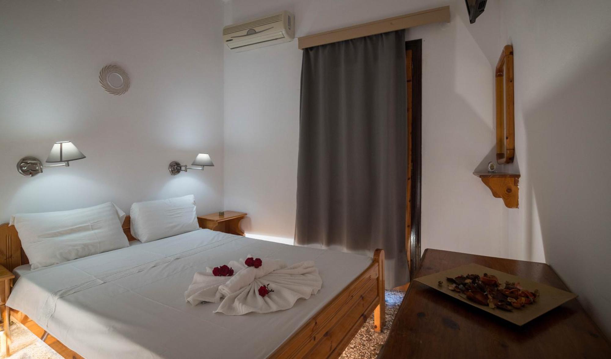 Minoa Sea Rooms Cúcurosz Kültér fotó