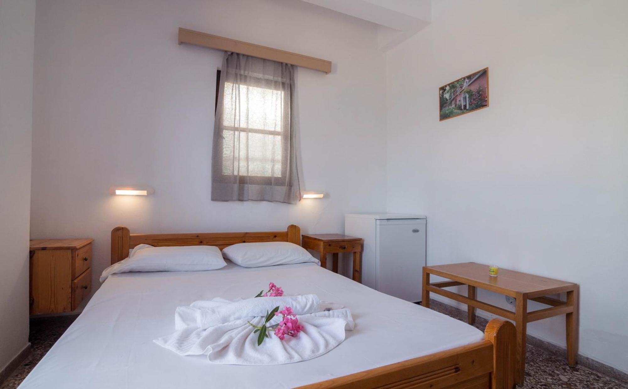 Minoa Sea Rooms Cúcurosz Kültér fotó